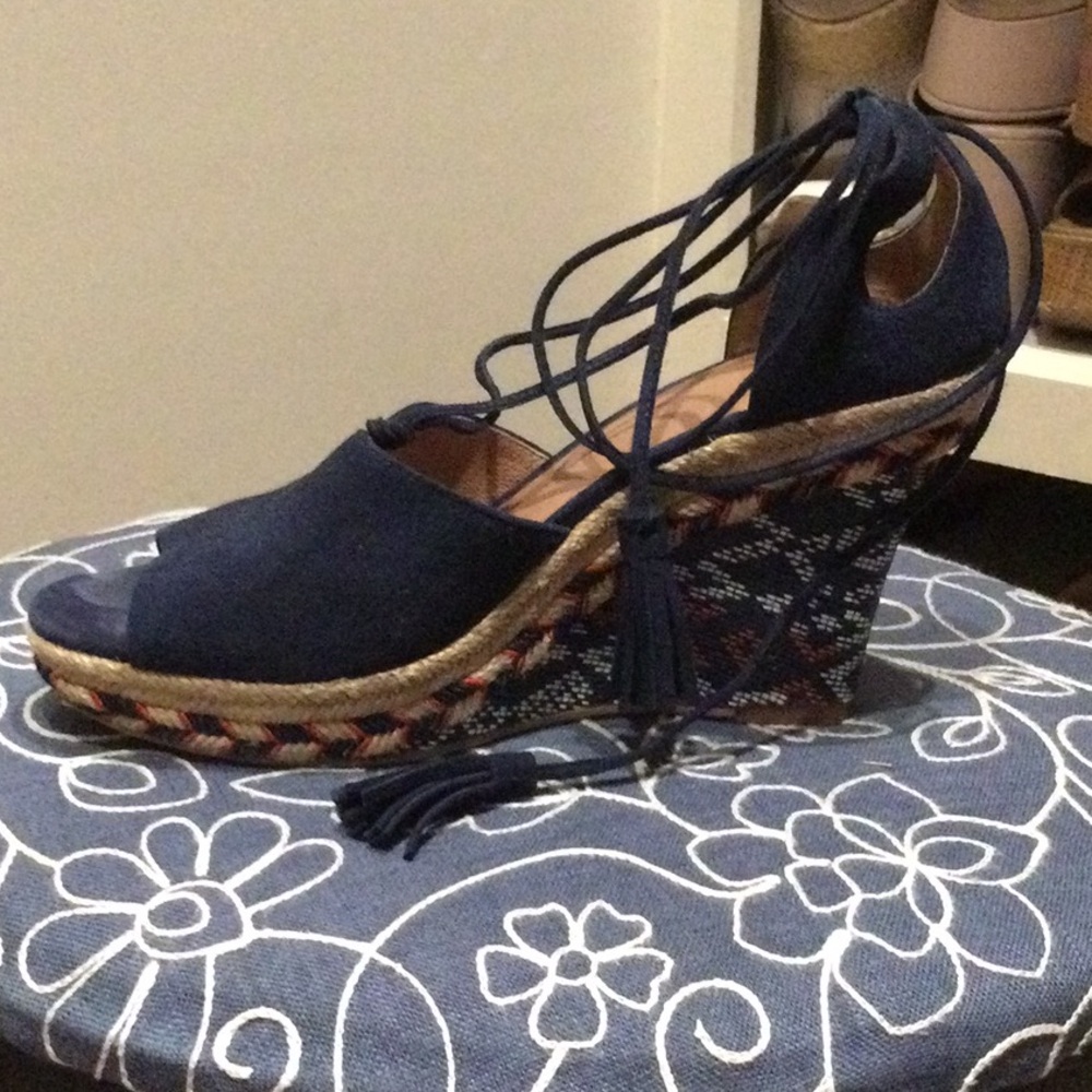 Vintage Cabi wedges